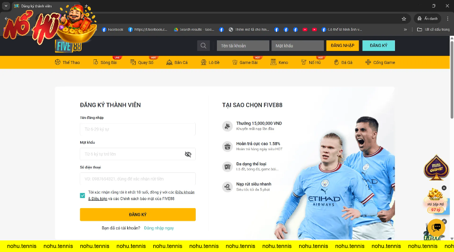 Giao diện đăng ký tài khoản FIVE88 với hình ảnh cầu thủ bóng đá nổi bật.