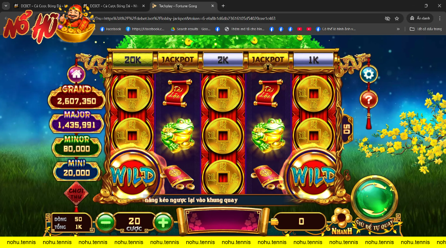 Giao diện máy slot vàng bạc may mắn với biểu tượng ếch vàng và quay thưởng mức cược càng tăng mức thưởng và nổ hũ càng lớn.